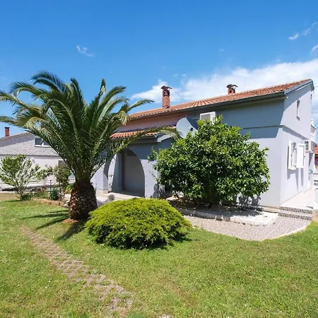Fuer 4 Personen Ca 100 Qm In Premantura, Istrien Istrische Riviera Apartment *