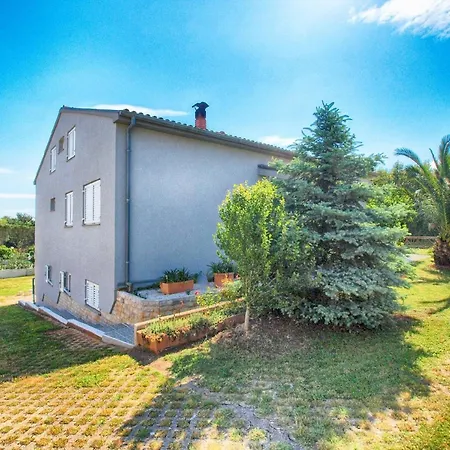 Fuer 4 Personen Ca 100 Qm In Premantura, Istrien Istrische Riviera Apartment Premantura