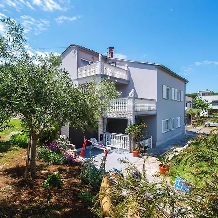 Fuer 4 Personen Ca 100 Qm In Premantura, Istrien Istrische Riviera *